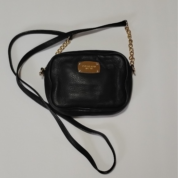 Michael Kors Handbags - Michael Kors Black Small Pebbled Leather Camera Crossbody Bag, Gold Chain